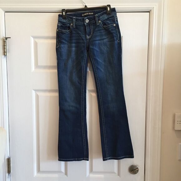 Express Jeans  - Picture 1 of 6